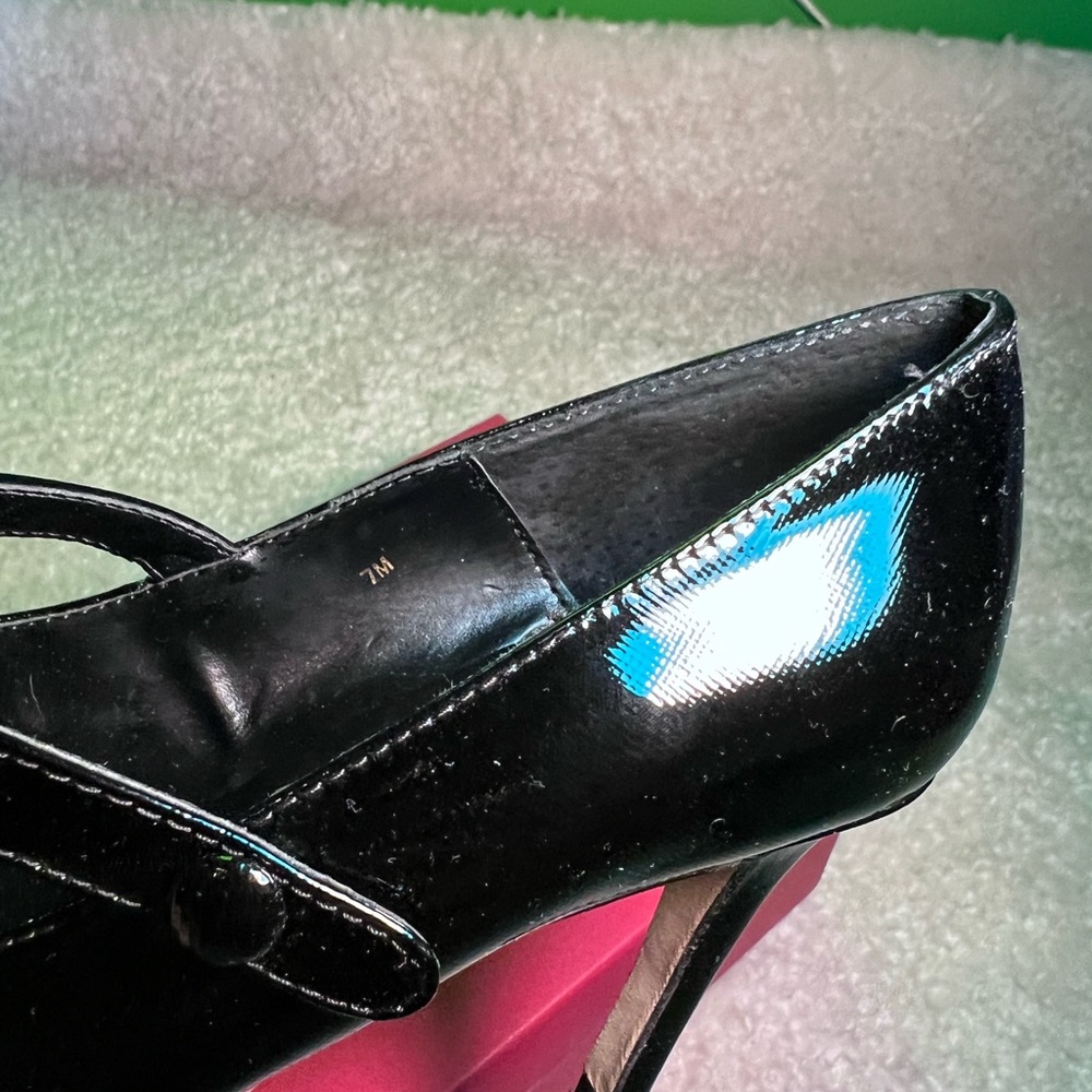 NIB $126 Van Eli Patent Leather Mary Jane Pumps | Heels | Classic | Staple - Picture 5 of 9